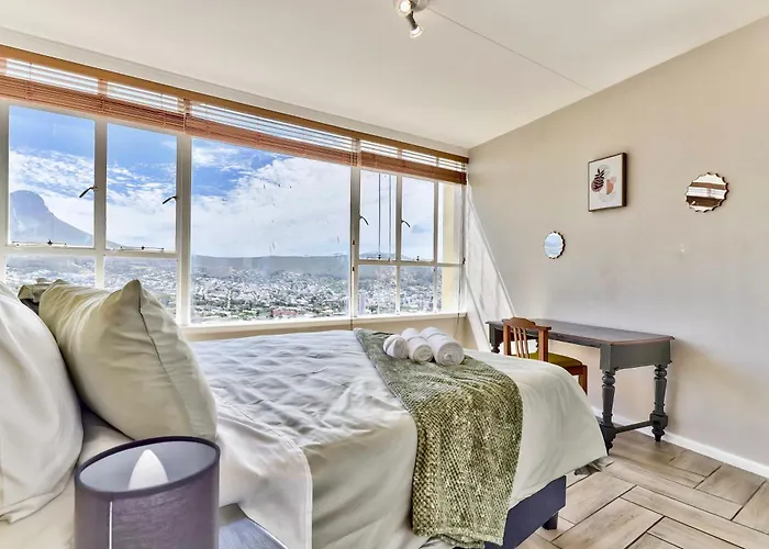 The Scenic Disa Park Apartment, Table Mountain, City & Ocean Views
