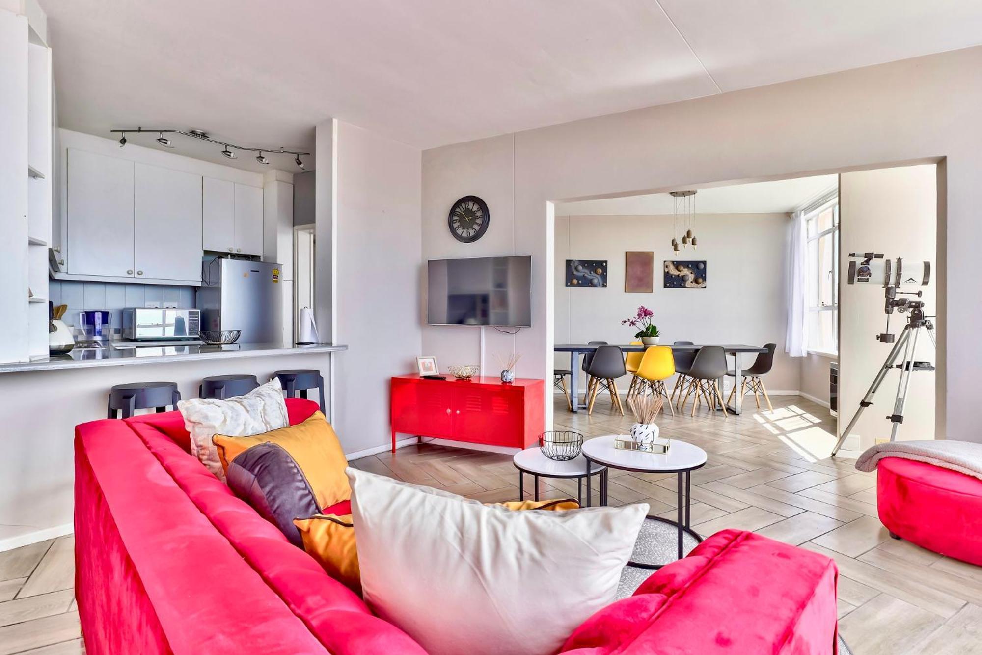 The Scenic Disa Park Apartment, Table Mountain, & Ocean Views Apartment *
