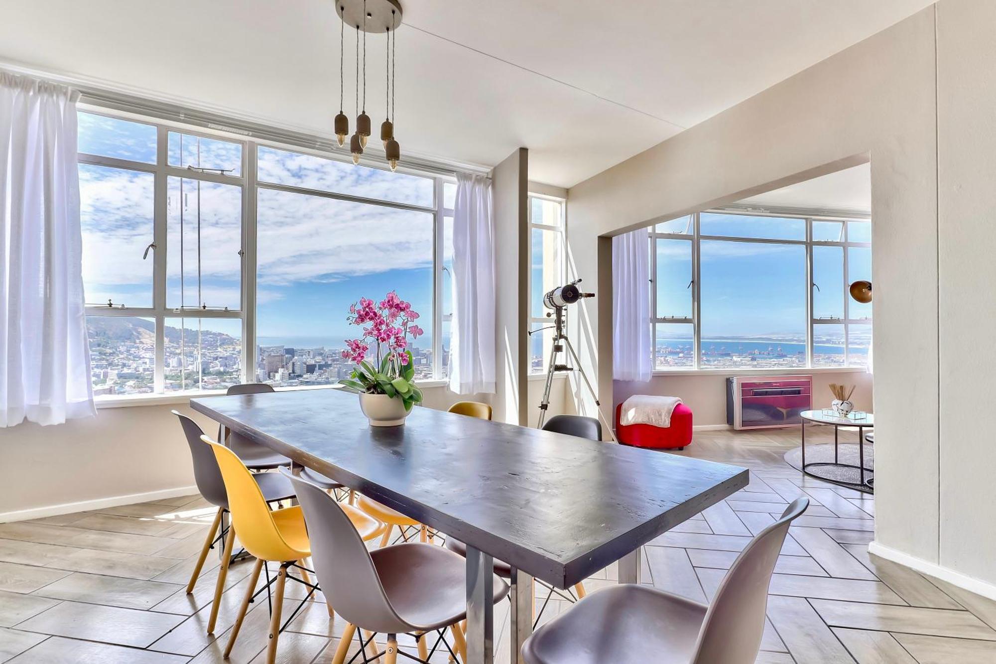 The Scenic Disa Park Apartment, Table Mountain, & Ocean Views Apartment *