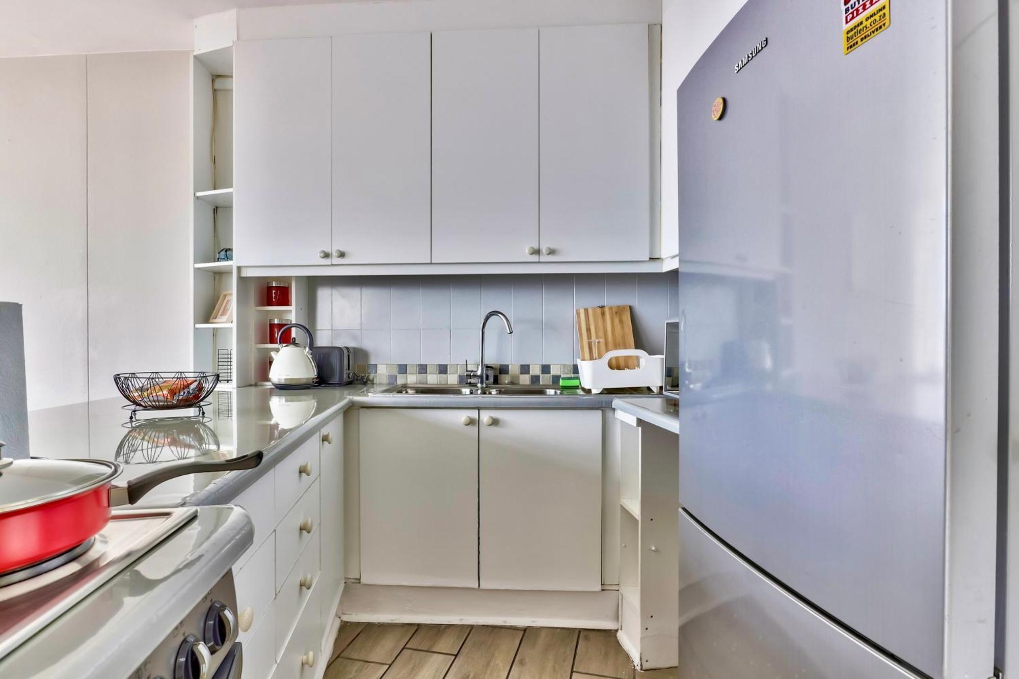 The Scenic Disa Park Apartment, Table Mountain, & Ocean Views Cape Town