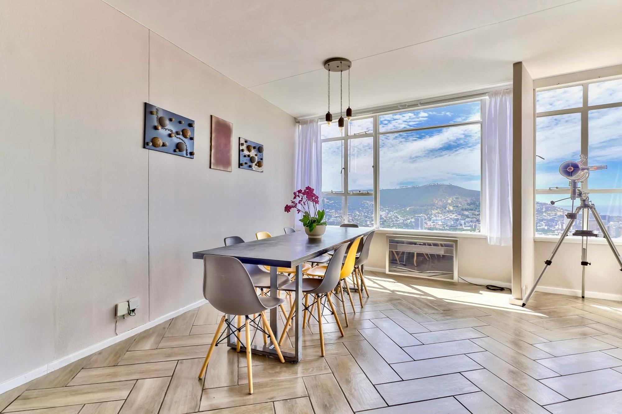 The Scenic Disa Park Apartment, Table Mountain, & Ocean Views Apartment
